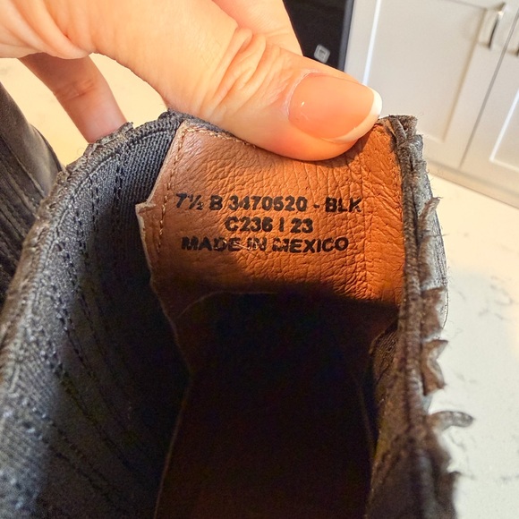 Frye Black Leather Western Chelsea Ankle Boots - Picture 5 of 5